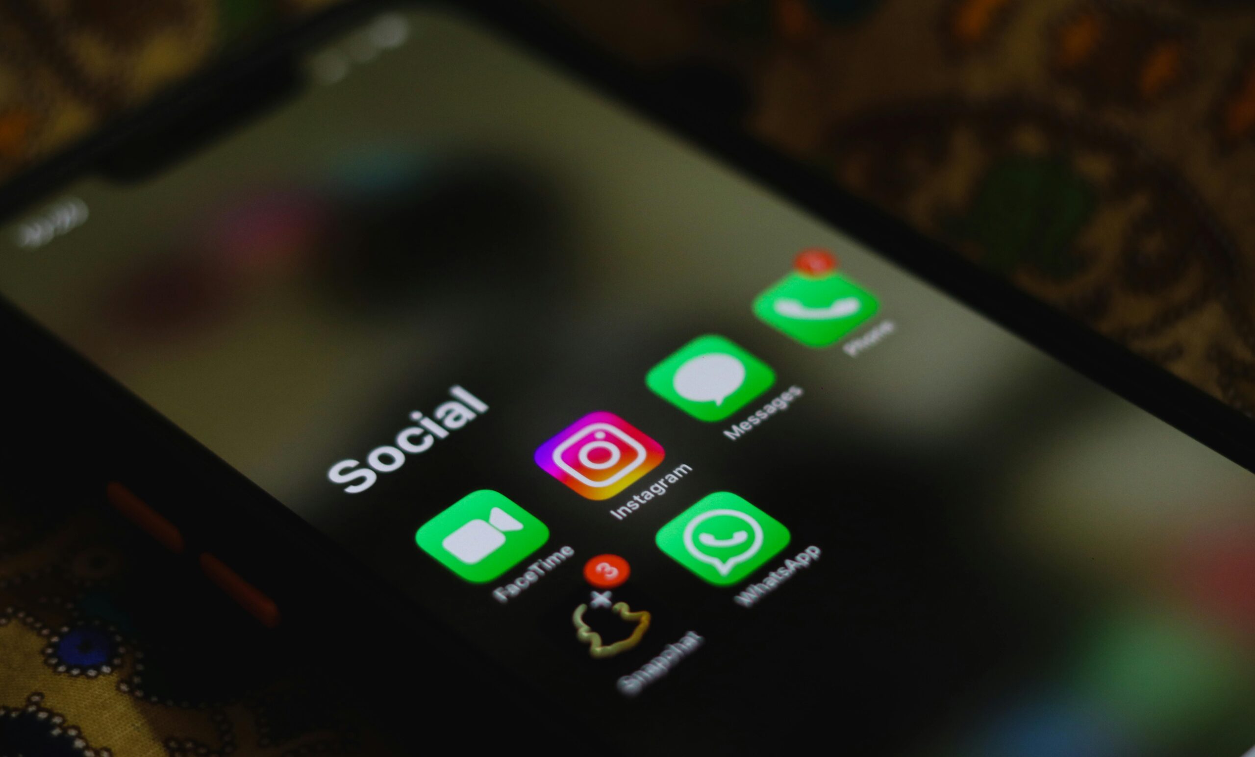 WhatsApp Introduces Theme Customization